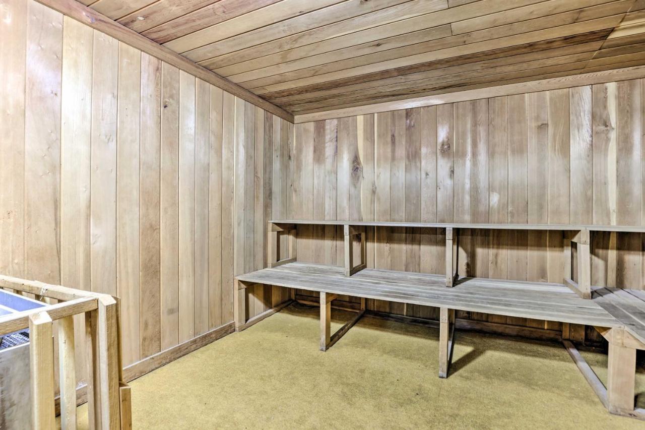 Breck Condo With Hot Tub Access Walk To Main St! 브레켄리지 외부 사진